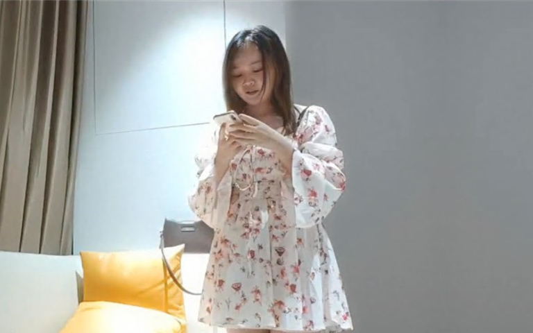 甜美小姐姐 水蜜桃般的美乳不常见 超近距离AV视角再现江湖